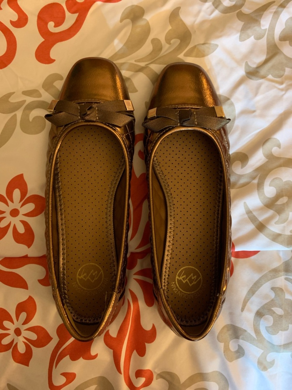 White Mountain Metallic Bronze Quilted Ballet Flats with Bow Accent - Picture 3 of 7